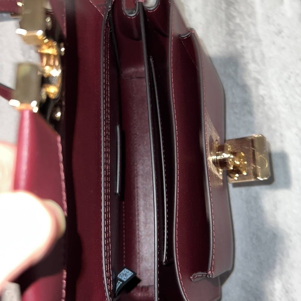 Burgundy Michael Kors CrossBody bag, purse gold hardware - Picture 6 of 14